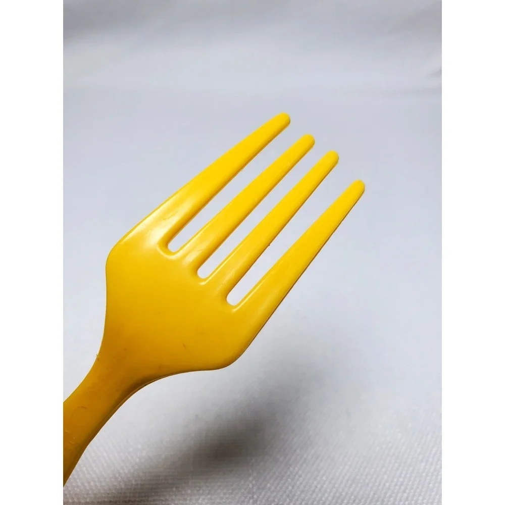 Vintage 1986 McDonald's Ronald McDonald Kids Fork‎ Yellow Plastic Happy Meal...